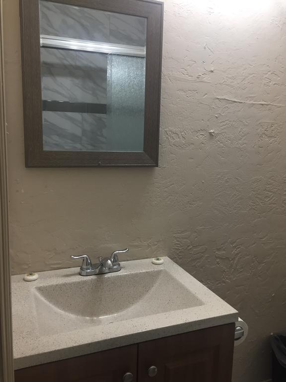 Motel Surf And 2*